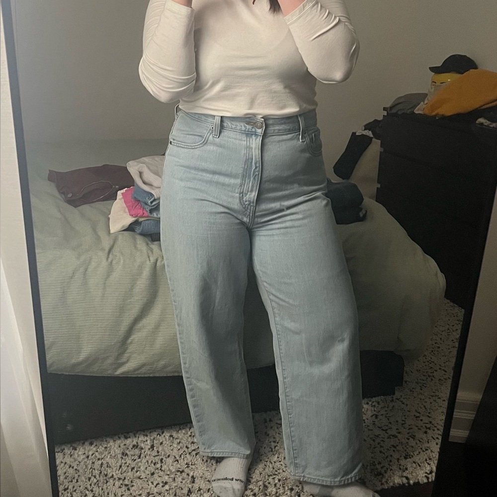 Levi’s Balloon Leg Jean